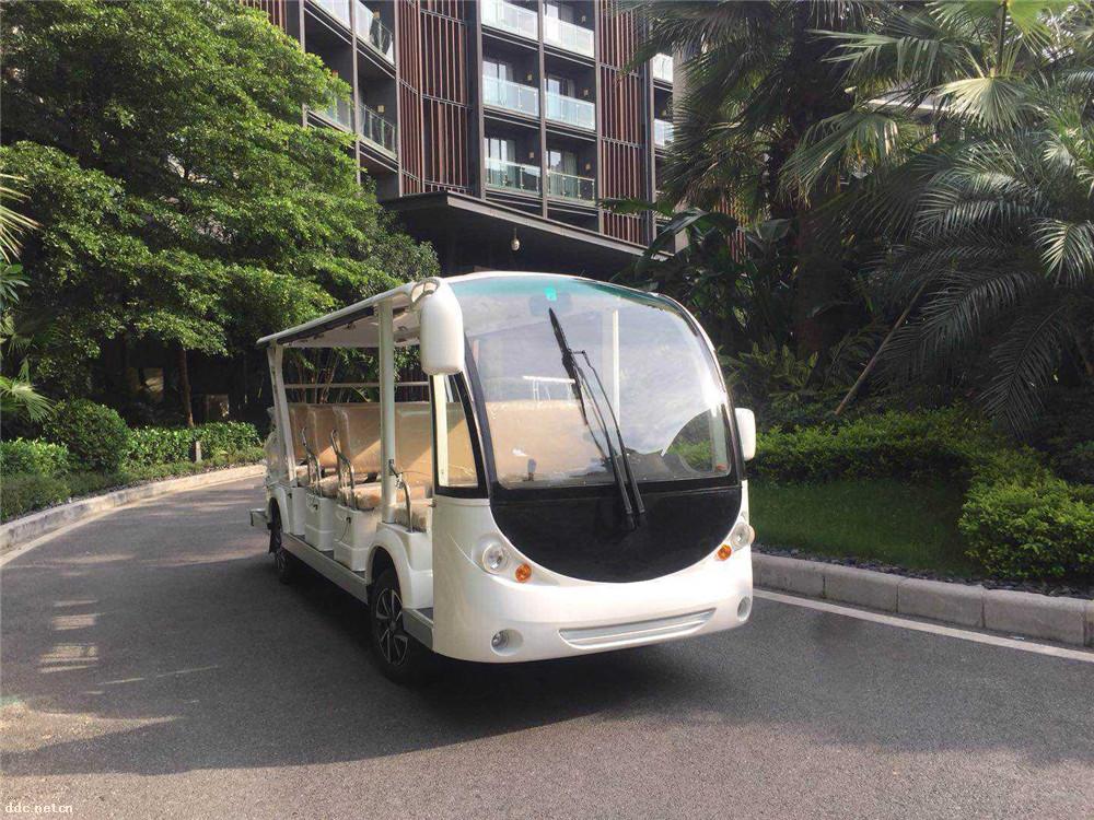 14座经典白游览观光车